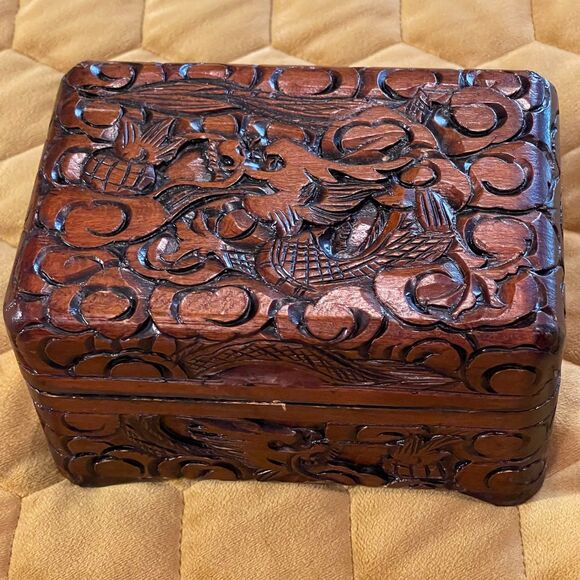 Carved Trinket Box-dark wood w/red felt - Picture 2 of 9